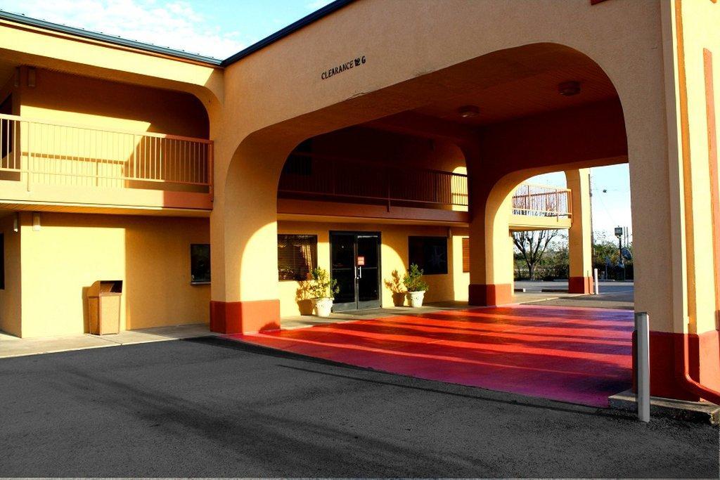 Deerfield Inn Блайтвил Екстериор снимка
