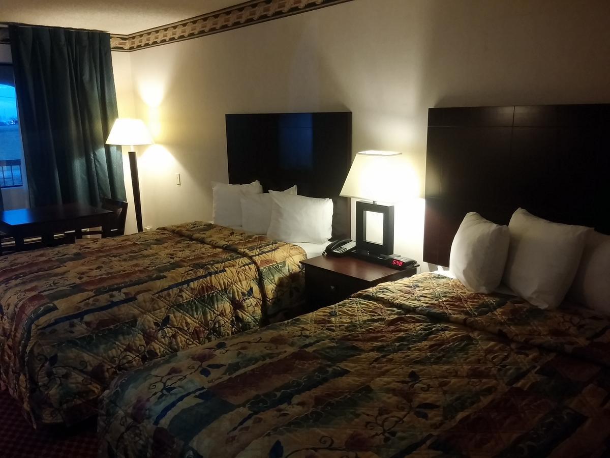 Deerfield Inn Блайтвил Екстериор снимка